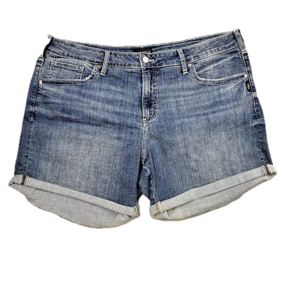 Silver Jeans Co Boyfriend Short Size 18W (20 actual) Medium Wash Denim Cuffed